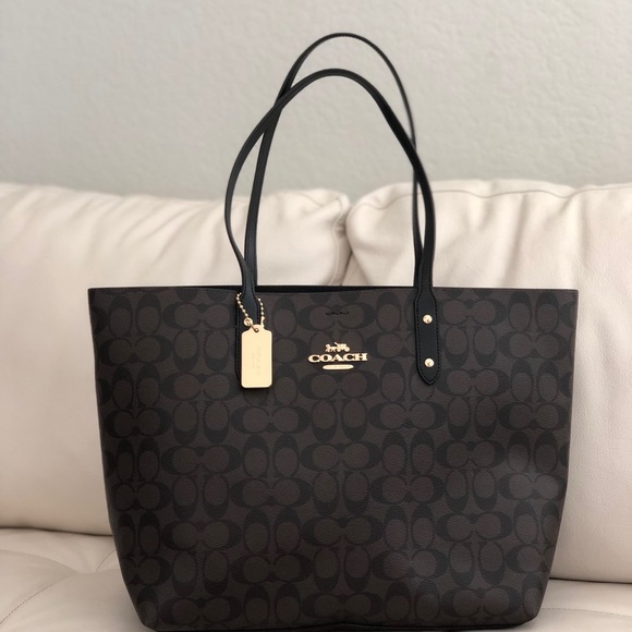 Coach Town Tote In Signature Canvas Black/Brown - Picture 4 of 8